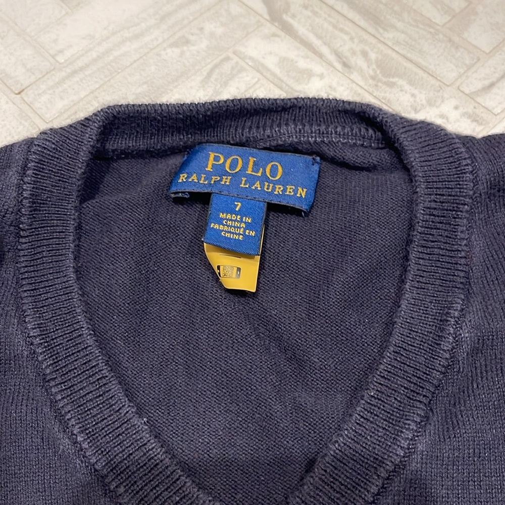 Ralph Lauren Boys Navy Blue V Neck sweater, size 7 - Picture 5 of 6